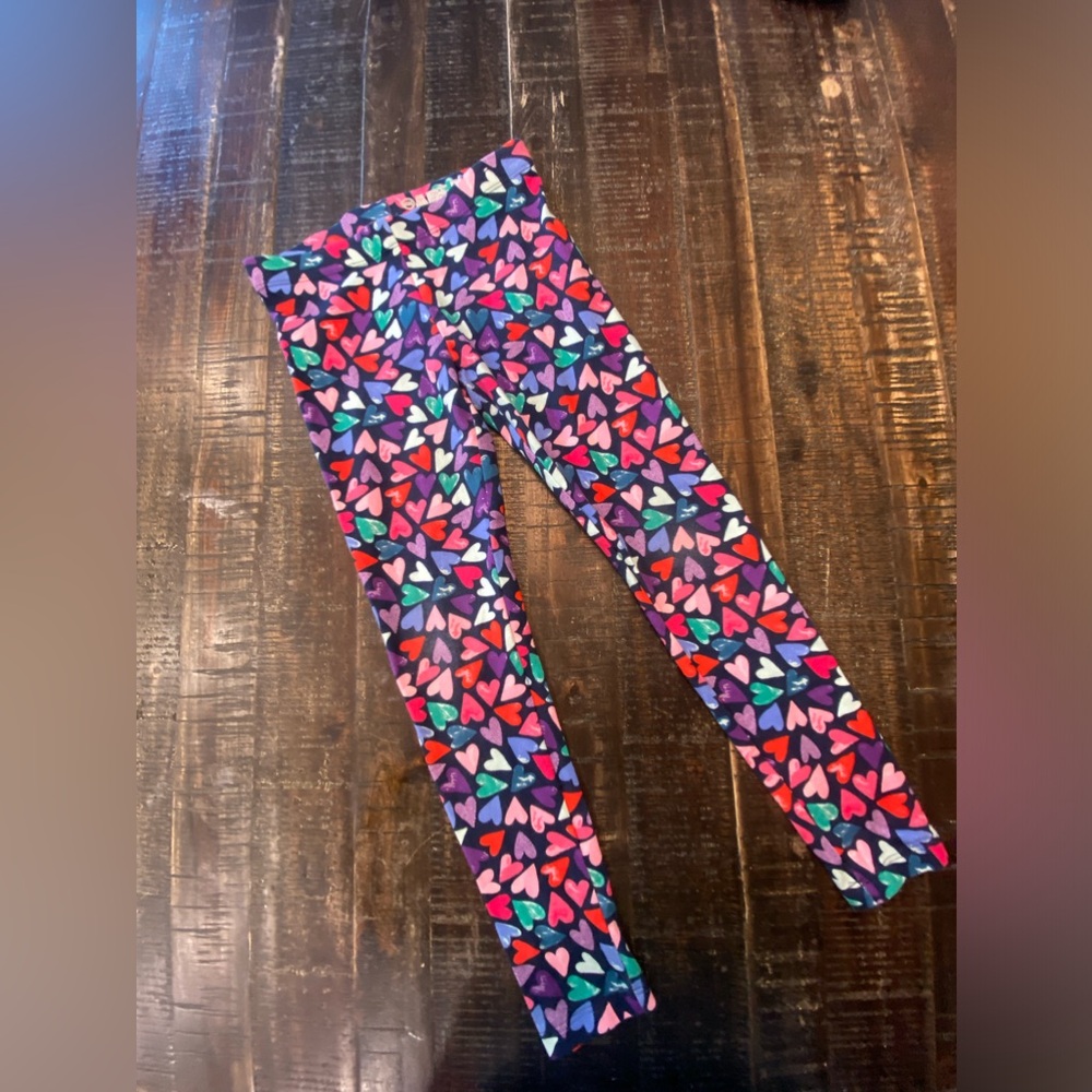 Hearts, Hearts, Hearts! Adorable Girls Leggings! Wonder Nation Size 6-6X